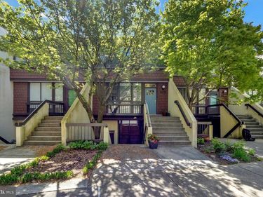 2240 S RANDOLPH STREET, Unit 2, ARLINGTON, VA 22204