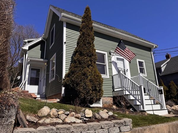 291 Parkland Ave, Lynn, MA 01905