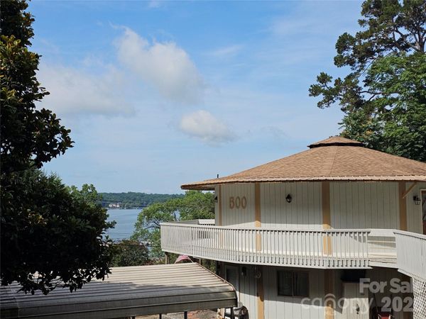 500 Steel Bridge Loop , Hickory, NC 28601