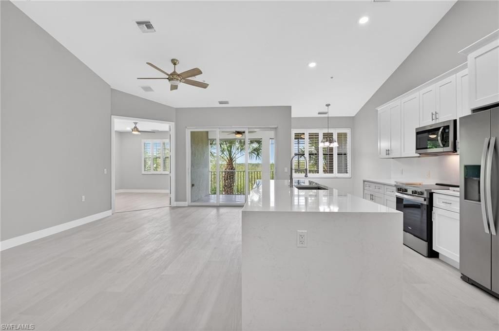 4655 Hawks Nest Way, Unit 202, Naples, FL 34114 Photo