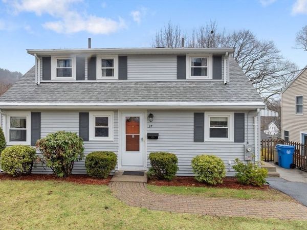 37 Upland Rd, Waltham, MA 02451