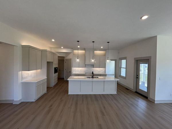 6748 Vriesland Crossing, Unit 20, Zeeland, MI 49464