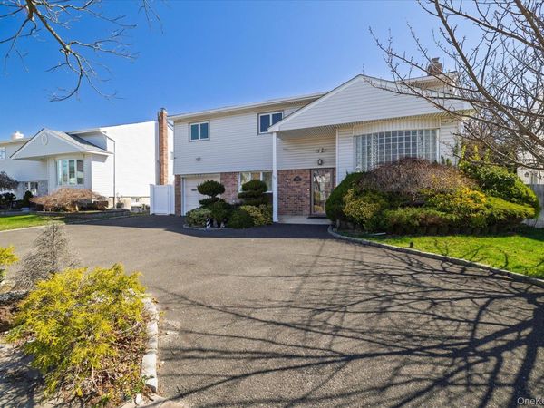 3447 Steven Road , Baldwin, NY 11510