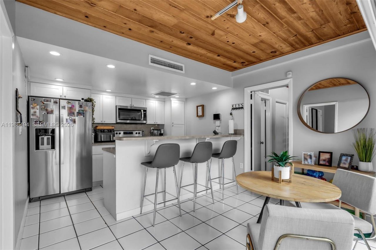 16341 Wood Walk , Miami Lakes, FL 33014 Photo