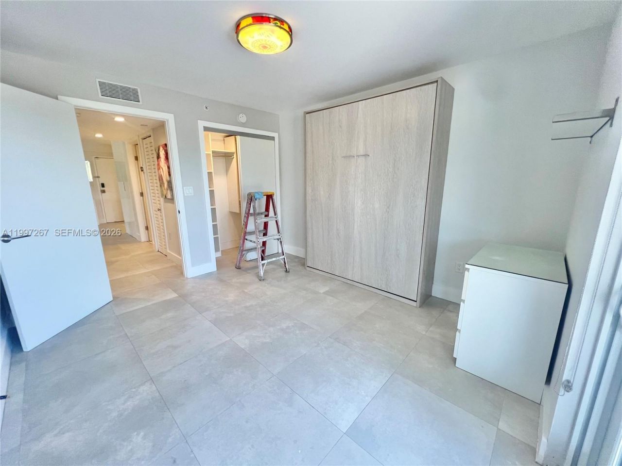 7832 Collins Ave, Unit 304, Miami Beach, FL 33141 Photo