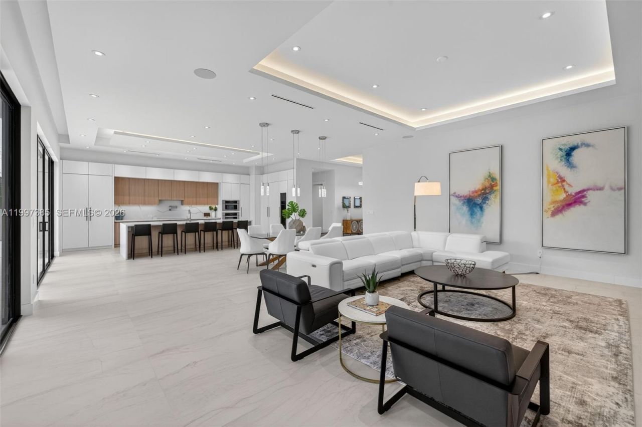 2757 NE 34 Street , Fort Lauderdale, FL 33306 Photo