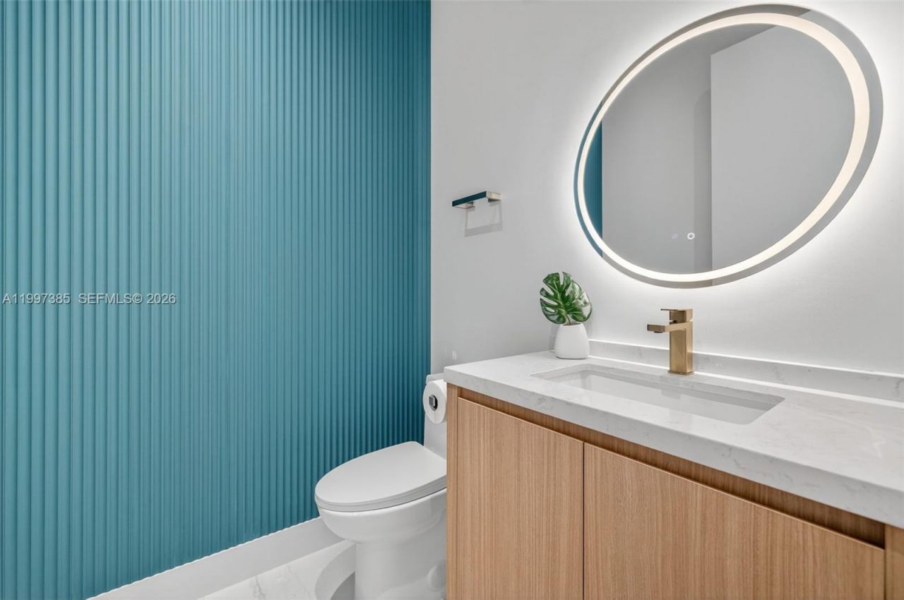 2757 NE 34 Street , Fort Lauderdale, FL 33306 Photo