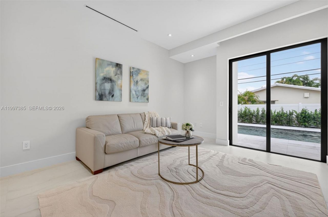 2757 NE 34 Street , Fort Lauderdale, FL 33306 Photo