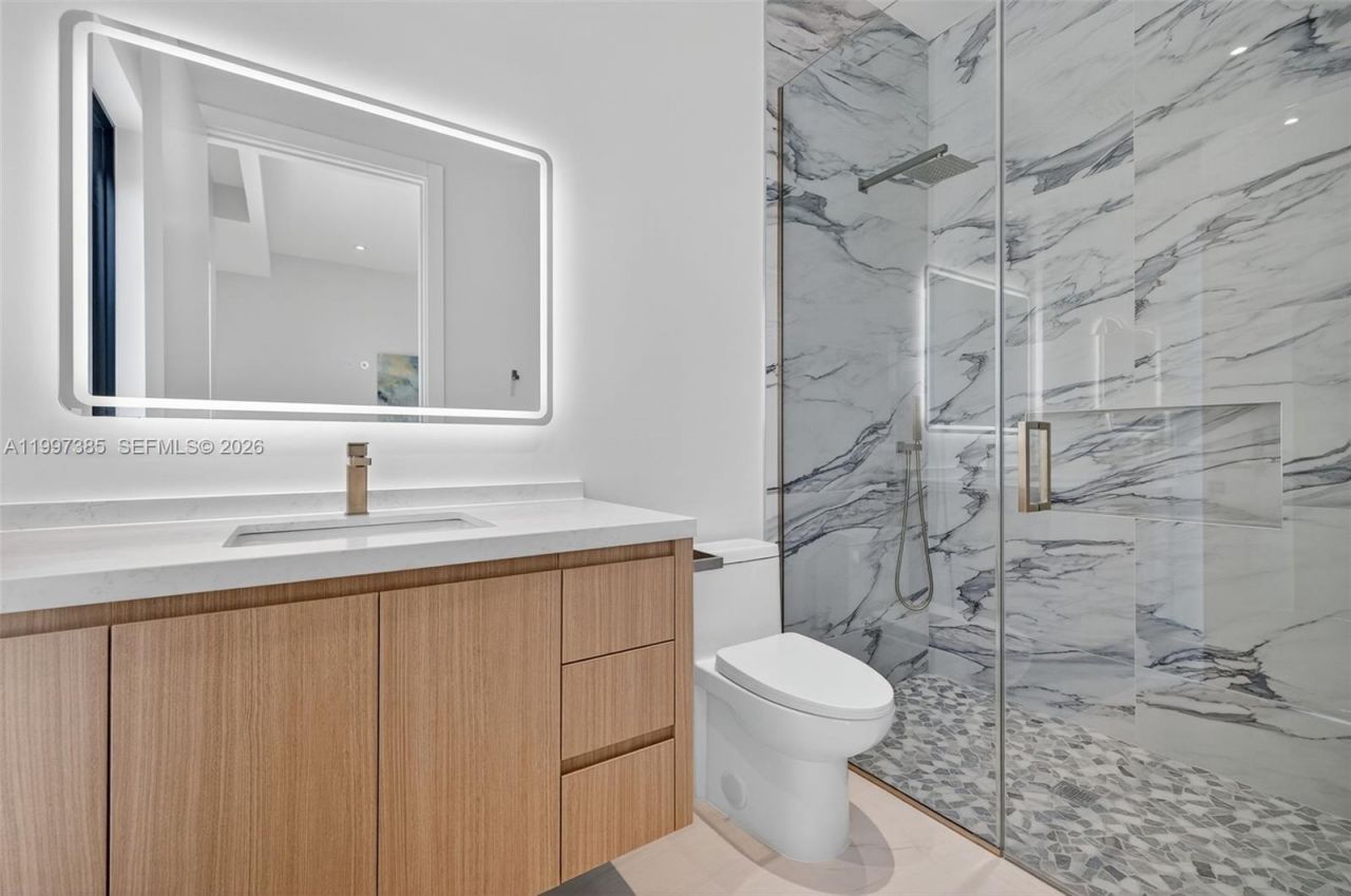 2757 NE 34 Street , Fort Lauderdale, FL 33306 Photo