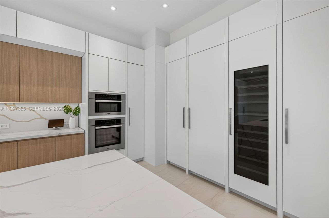 2757 NE 34 Street , Fort Lauderdale, FL 33306 Photo