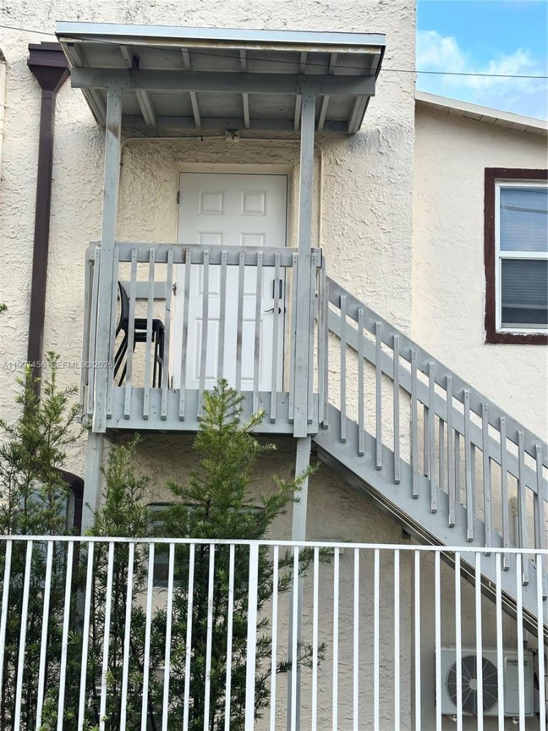 2160 SW 17th St, Unit 2162, Miami, FL 33145 Photo