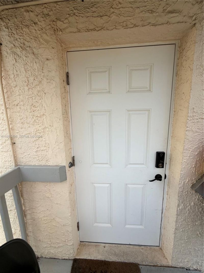 2160 SW 17th St, Unit 2162, Miami, FL 33145 Photo