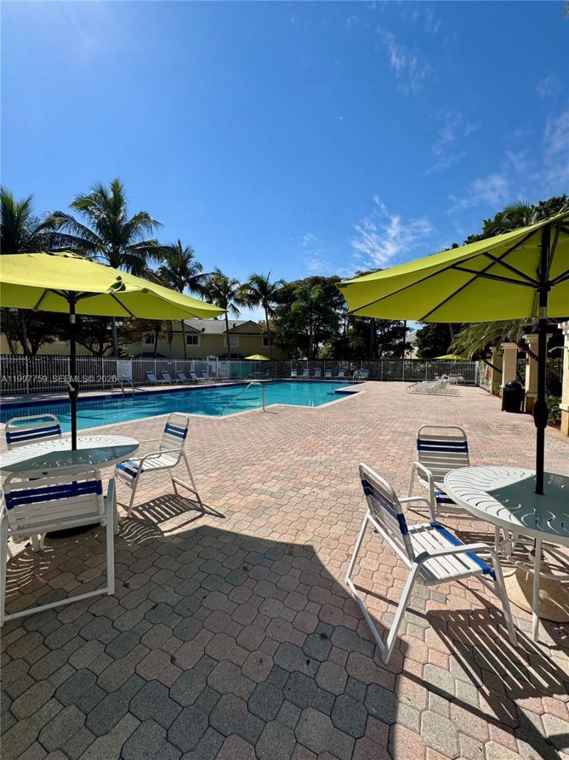 2469 Cordoba Bnd, Unit 2469, Weston, FL 33327 Photo