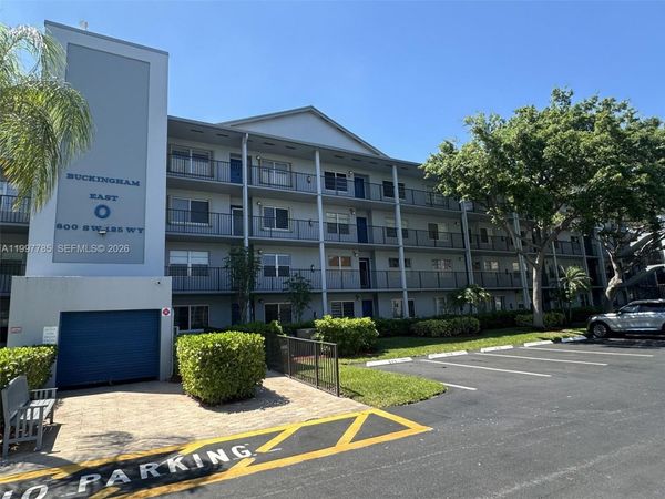 800 SW 125th Way , Unit 311O, Pembroke Pines, FL 33027