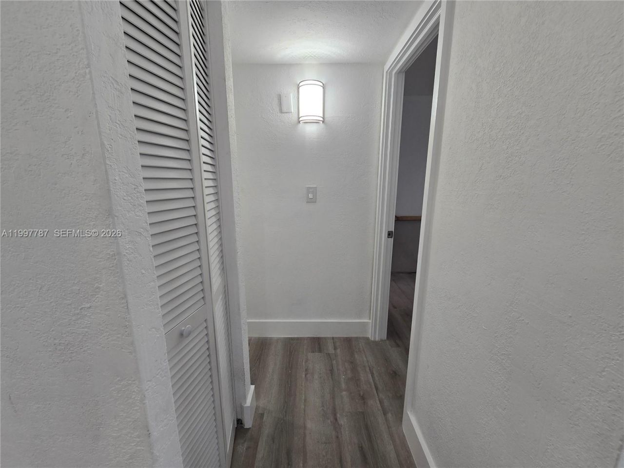 4550 NW 9th St, Unit 304E, Miami, FL 33126 Photo