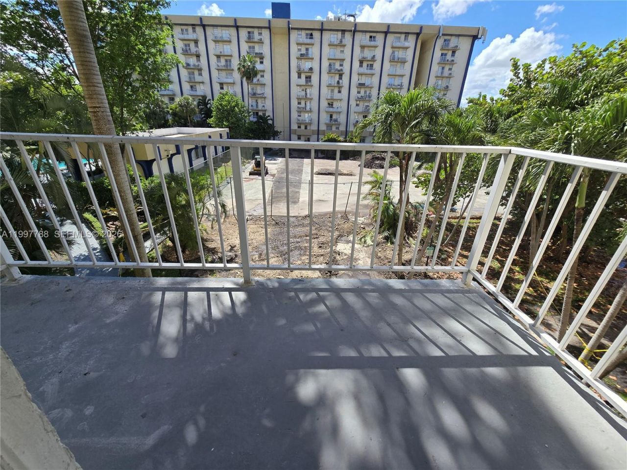 4550 NW 9th St, Unit 311E, Miami, FL 33126 Photo