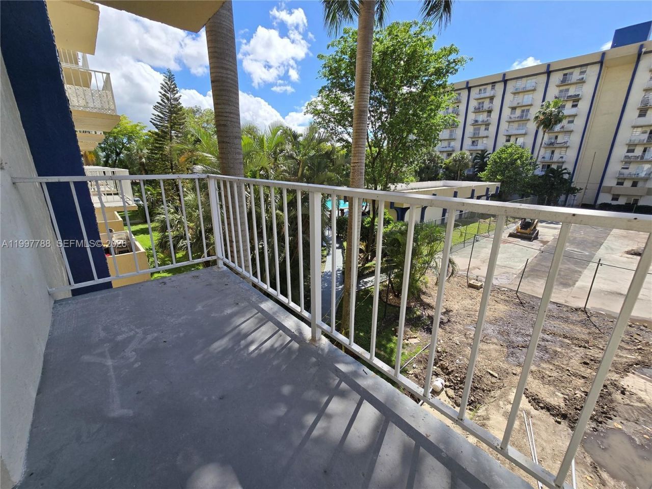 4550 NW 9th St, Unit 311E, Miami, FL 33126 Photo