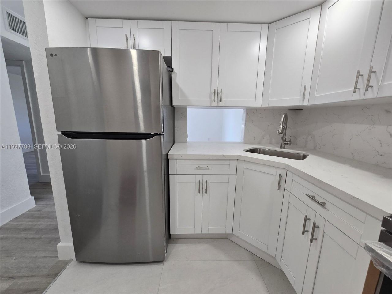 4550 NW 9th St, Unit 311E, Miami, FL 33126 Photo