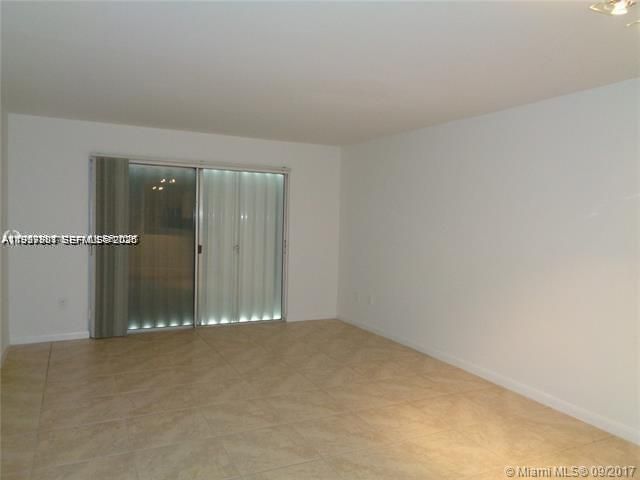 15205 NE 6th Ave , Unit D212, Miami, FL 33162 Photo
