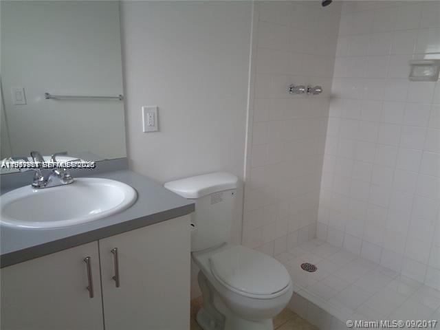 15205 NE 6th Ave , Unit D212, Miami, FL 33162 Photo