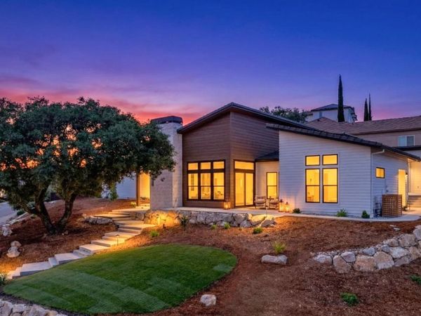 1700 Ridgeview Cir, Auburn, CA 95603