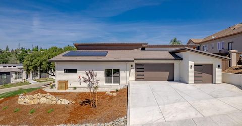 1700 Ridgeview Cir, Auburn, CA 95603 Photo