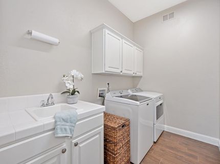 5966 Tanus Cir, Rocklin, CA 95677 Photo