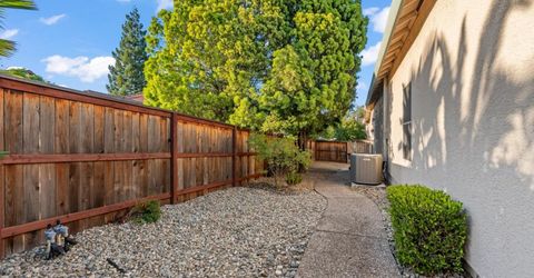 1681 Laporte, Roseville, CA 95747 Photo