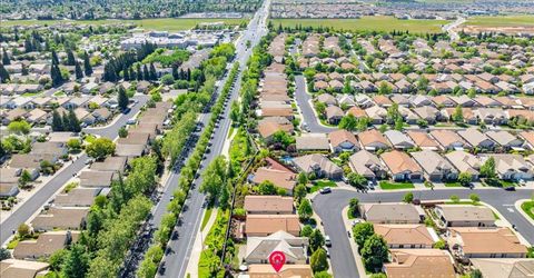 2294 Langtree Dr, Roseville, CA 95747 Photo
