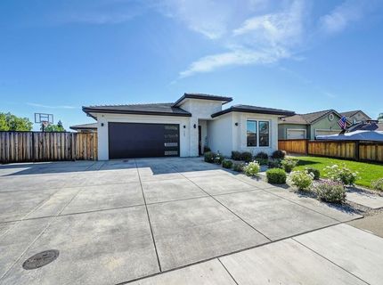 127 Fuller Ln, Lincoln, CA 95648 Photo