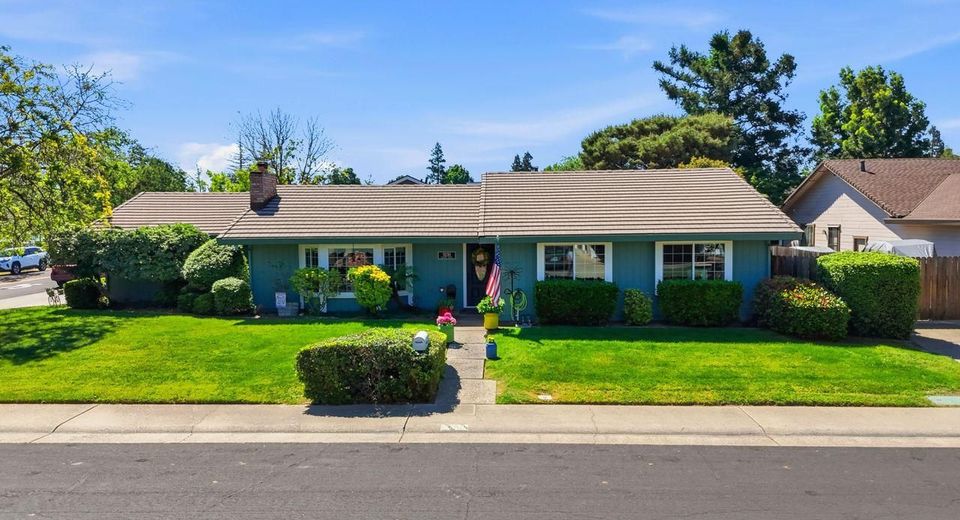 9130 Rancho Dr, Elk Grove, CA 95624 Photo