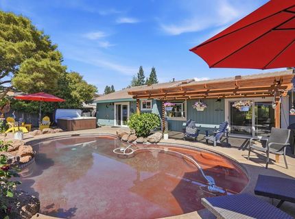 9130 Rancho Dr, Elk Grove, CA 95624 Photo