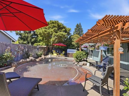 9130 Rancho Dr, Elk Grove, CA 95624 Photo