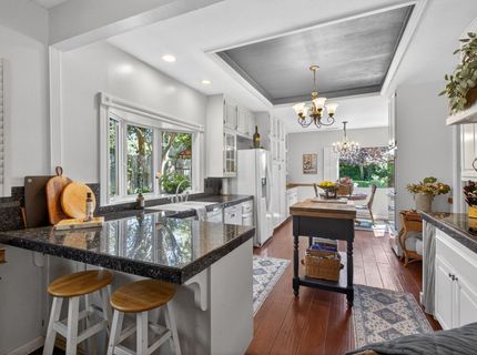 9818 Mira Del Rio Dr, Sacramento, CA 95827 Photo