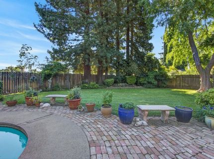 9818 Mira Del Rio Dr, Sacramento, CA 95827 Photo