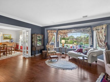 9818 Mira Del Rio Dr, Sacramento, CA 95827 Photo