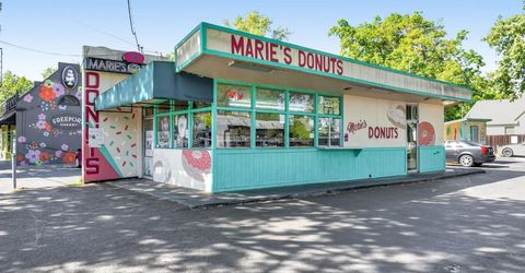 1932 Larkin Way Way, Sacramento, CA 95818 Photo