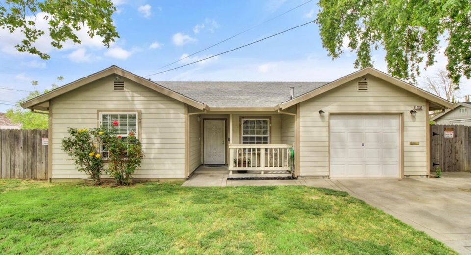 3851 8th Ave, Sacramento, CA 95817 Photo