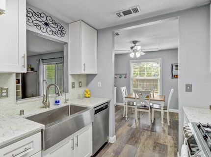 3851 8th Ave, Sacramento, CA 95817 Photo