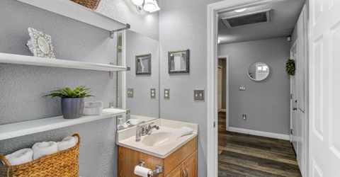 3851 8th Ave, Sacramento, CA 95817 Photo