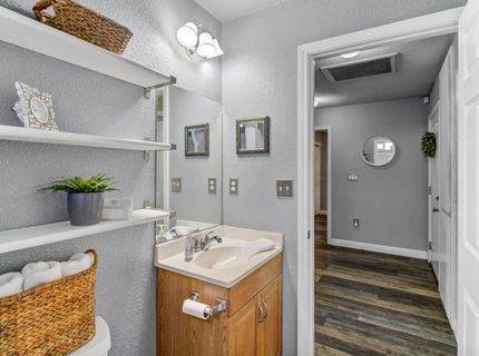 3851 8th Ave, Sacramento, CA 95817 Photo