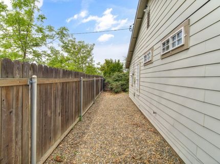 3851 8th Ave, Sacramento, CA 95817 Photo