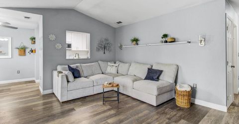 3851 8th Ave, Sacramento, CA 95817 Photo