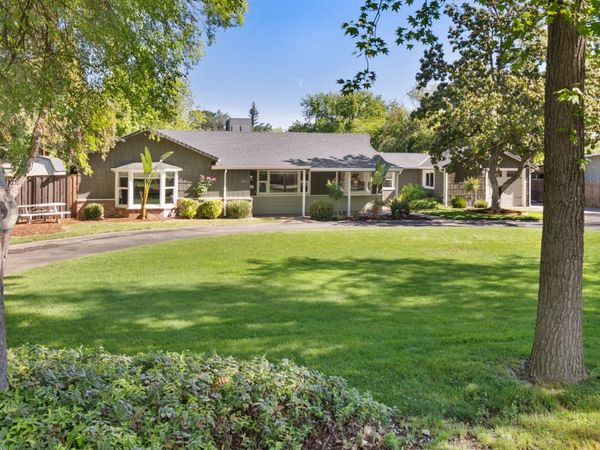 3410 W Country Club Ln, Sacramento, CA 95821