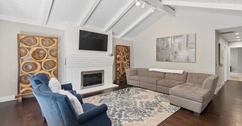 3410 W Country Club Ln, Sacramento, CA 95821 Photo