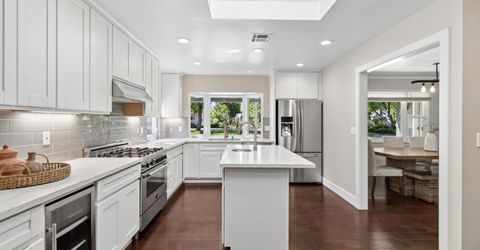 3410 W Country Club Ln, Sacramento, CA 95821 Photo