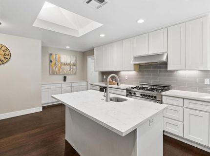 3410 W Country Club Ln, Sacramento, CA 95821 Photo