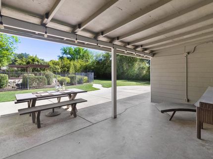 3410 W Country Club Ln, Sacramento, CA 95821 Photo