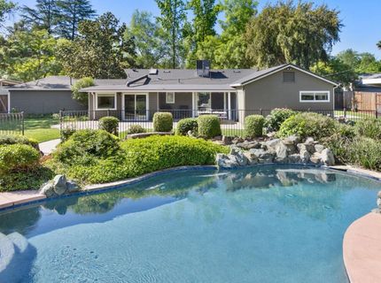 3410 W Country Club Ln, Sacramento, CA 95821 Photo