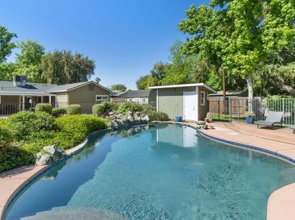 3410 W Country Club Ln, Sacramento, CA 95821 Photo